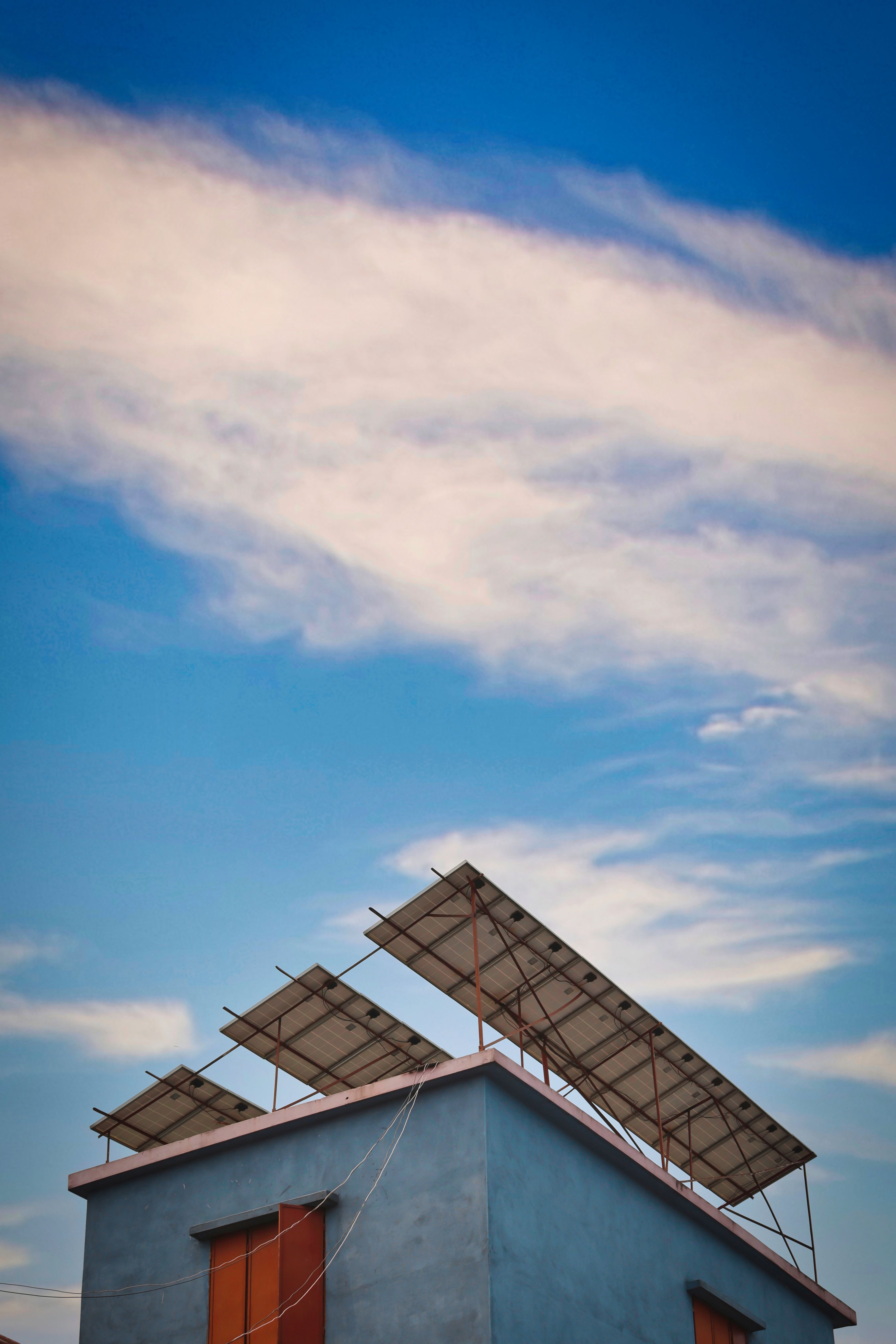 Are Half-Cut Solar Panels Better than Standard Panels?