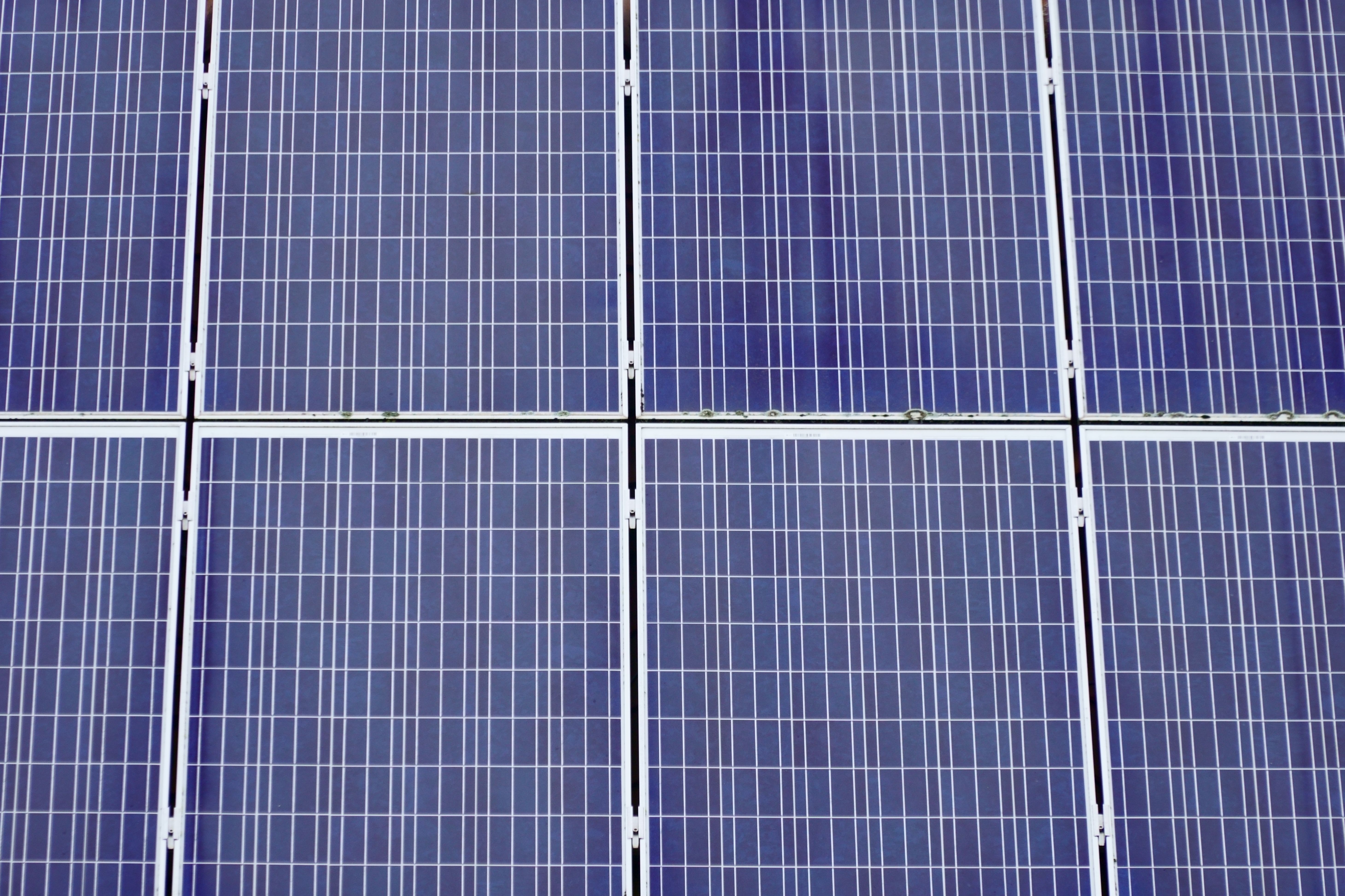 What Happens to Solar Panels During Rain in Pakistan?